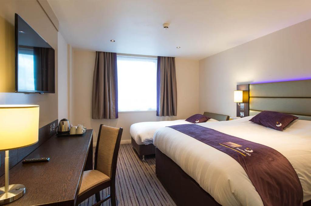 Premier Inn York North Room photo