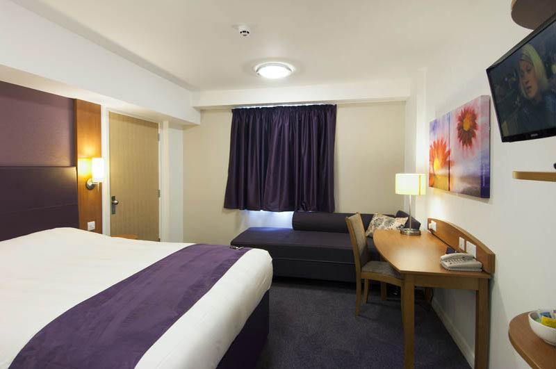 Premier Inn York North Exterior photo